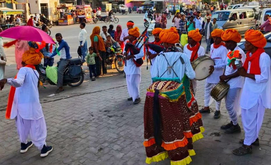 देवली, नगर पालिका देवली द्वारा विधानसभा उपचुनाव के तहत स्वीप कार्यक्रम चलाकर लोगों को मतदान के ल